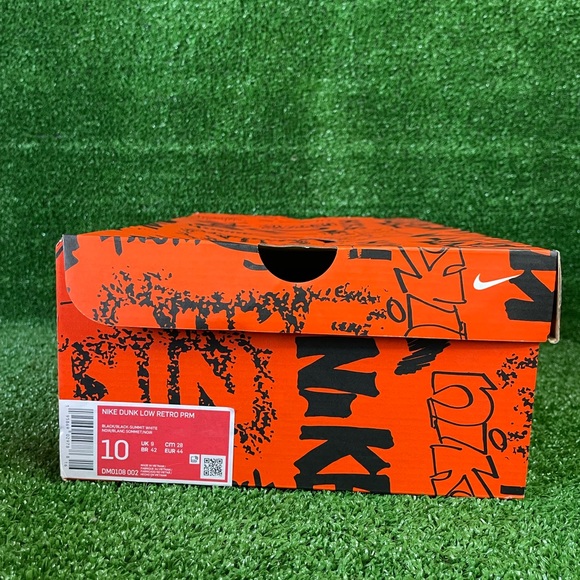 Dunk Low main image 3